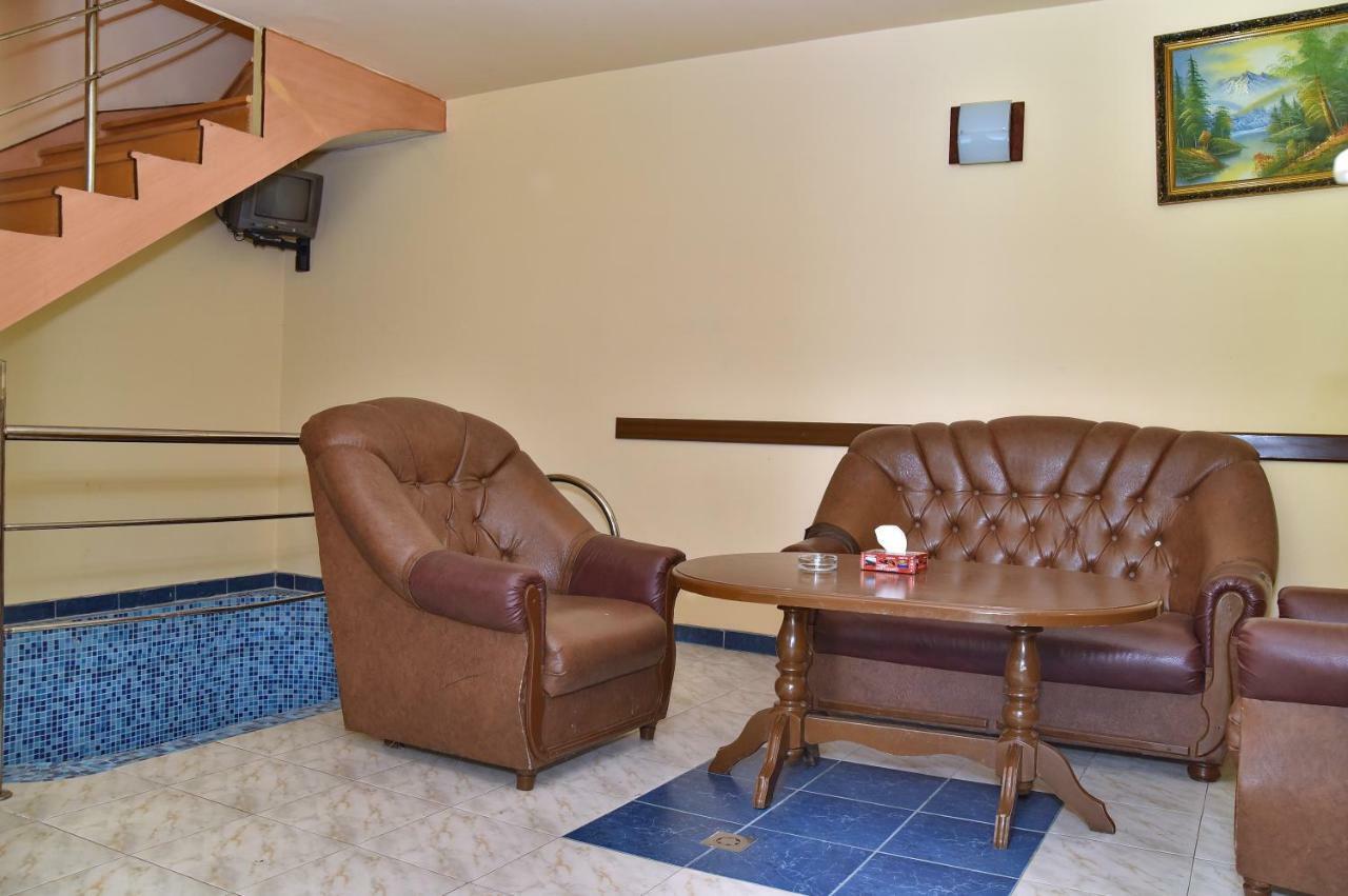 Hotel Zvartnots Ojakh Erivan Exterior foto